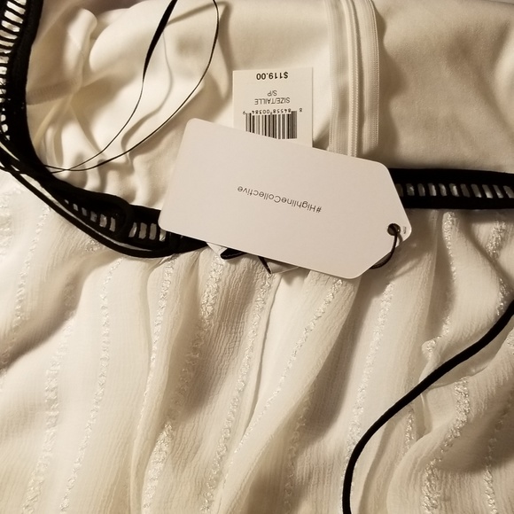 Layered silky top w spaghetti straps - Picture 5 of 7